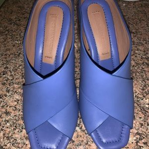 BRAND NEW BCBG SHOES (WITHOUT BOX)